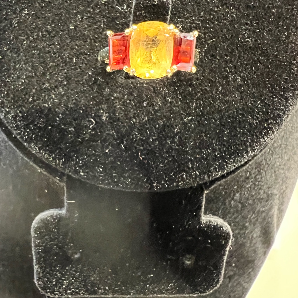 14k Yellow Gold Citrine & Garnet 3-Stone Ring-Size 7